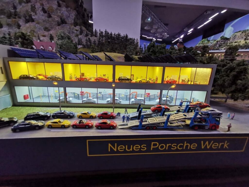 Eine der Top Berchtesgaden Sehenswürdigkeiten - das Hans Peter Porsche Traumwerk