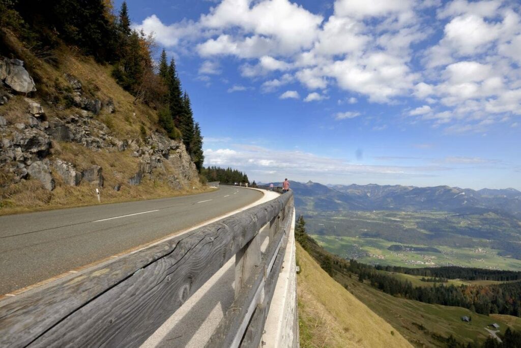 Ausblick von der Scheitelstrecke auf der Rossfeld Panoramastrasse