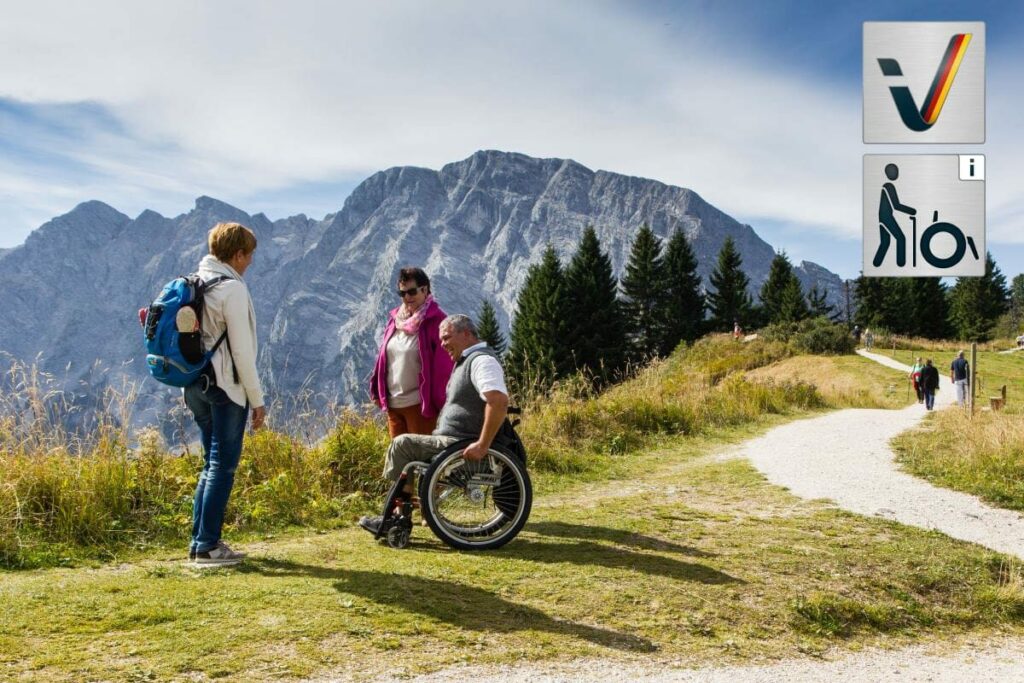 Die Rossfeld Panoramastrasse ist barrierefrei - ideal für einen Ausflug mit Rosstuhl oder Kinderwagen