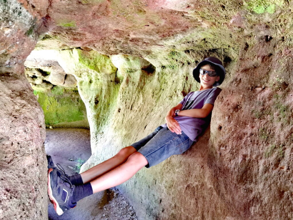 Klamm Deutschland im Sandstein: Die Schwarzachklamm nahe Nürnberg